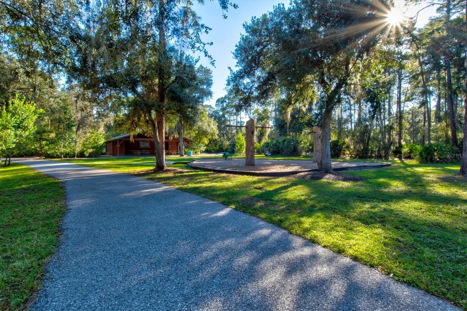 LONGWOOD VILLAS - Residential