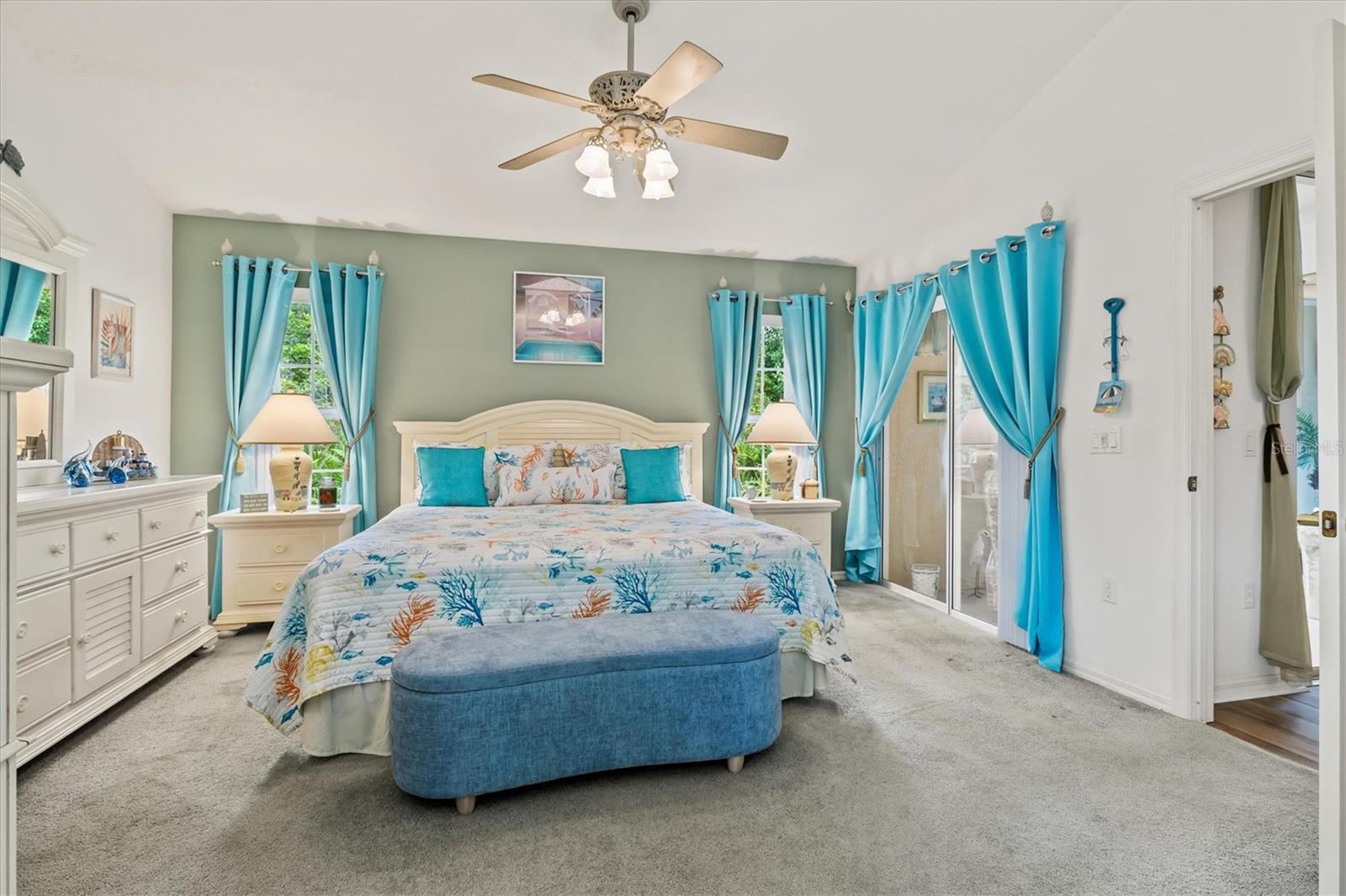 LONGWOOD VILLAS - Residential