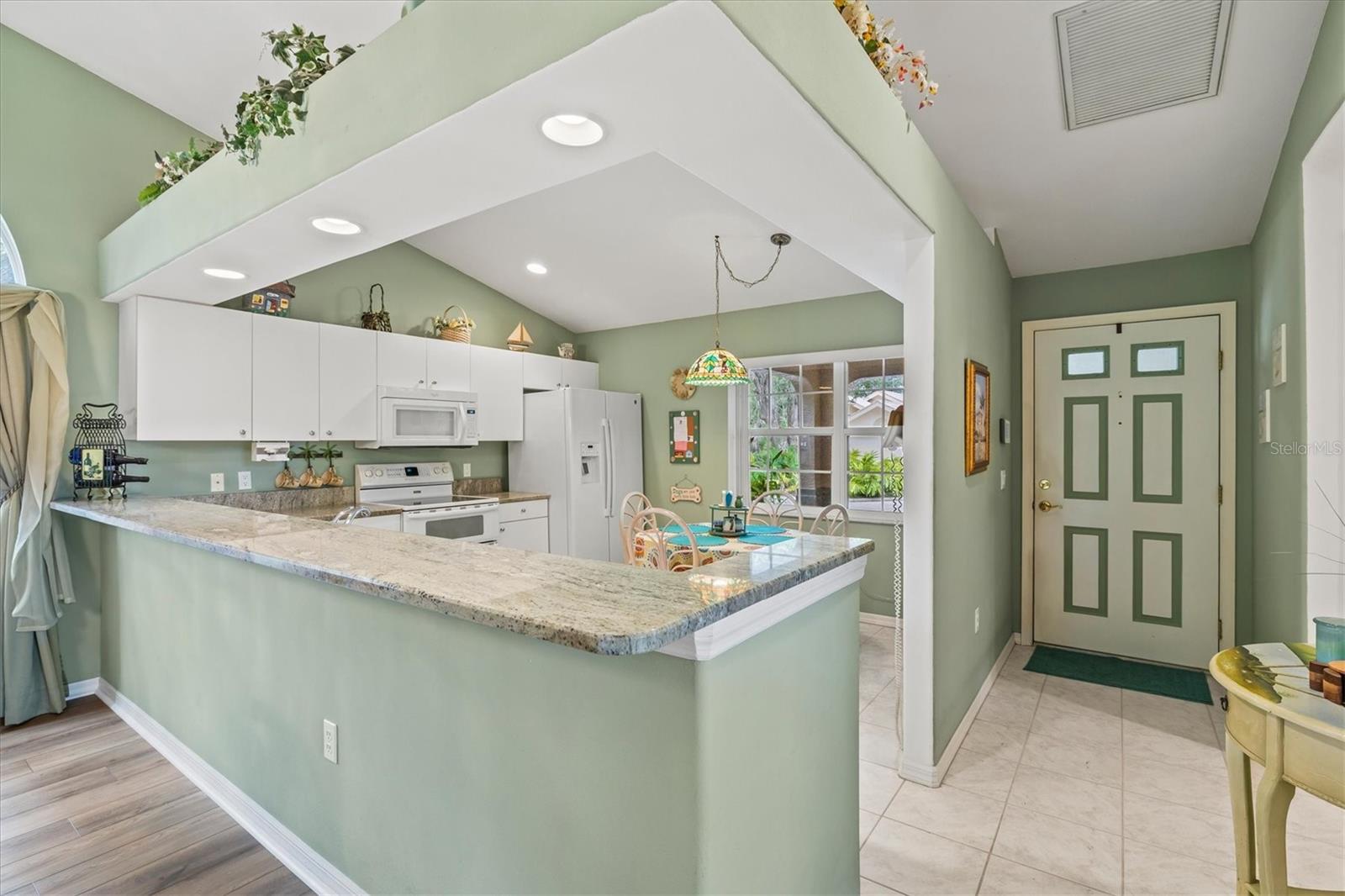 LONGWOOD VILLAS - Residential