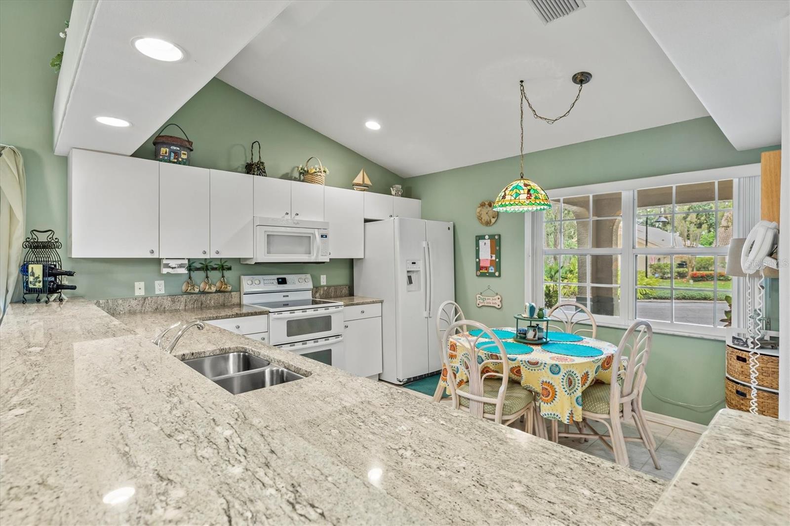 LONGWOOD VILLAS - Residential