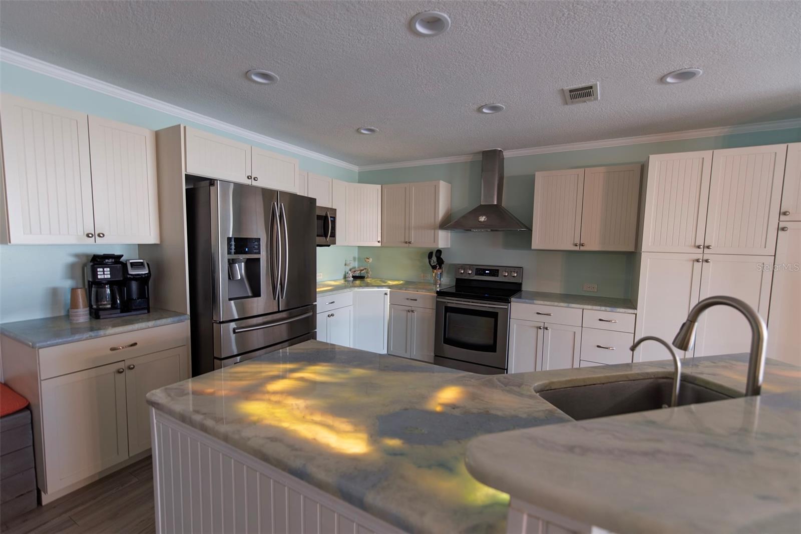 WINDMILL VILLAGE - Residential