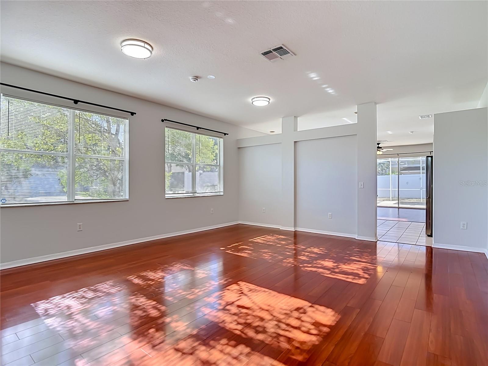 SUNCOAST MEADOWS INCREMENT 01 - Residential