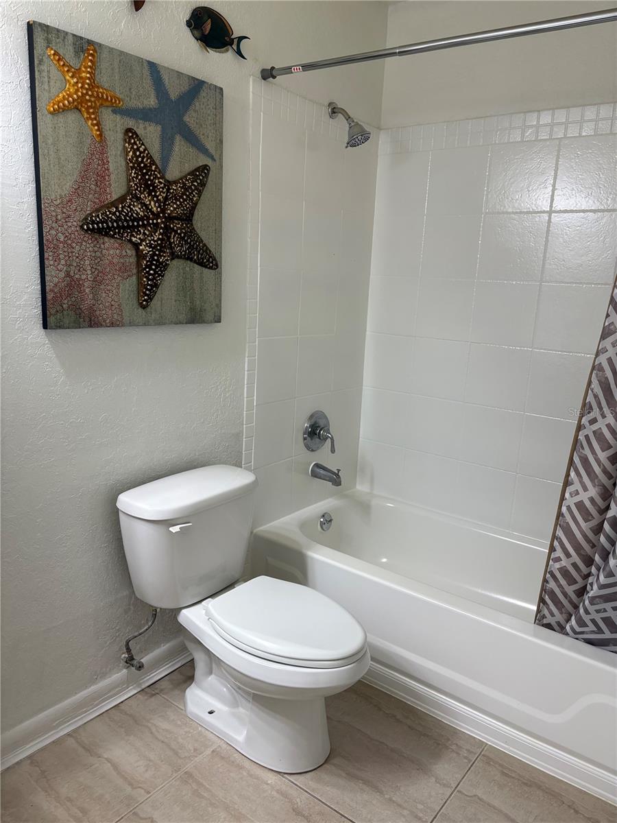 REGENCY GARDENS - Residential