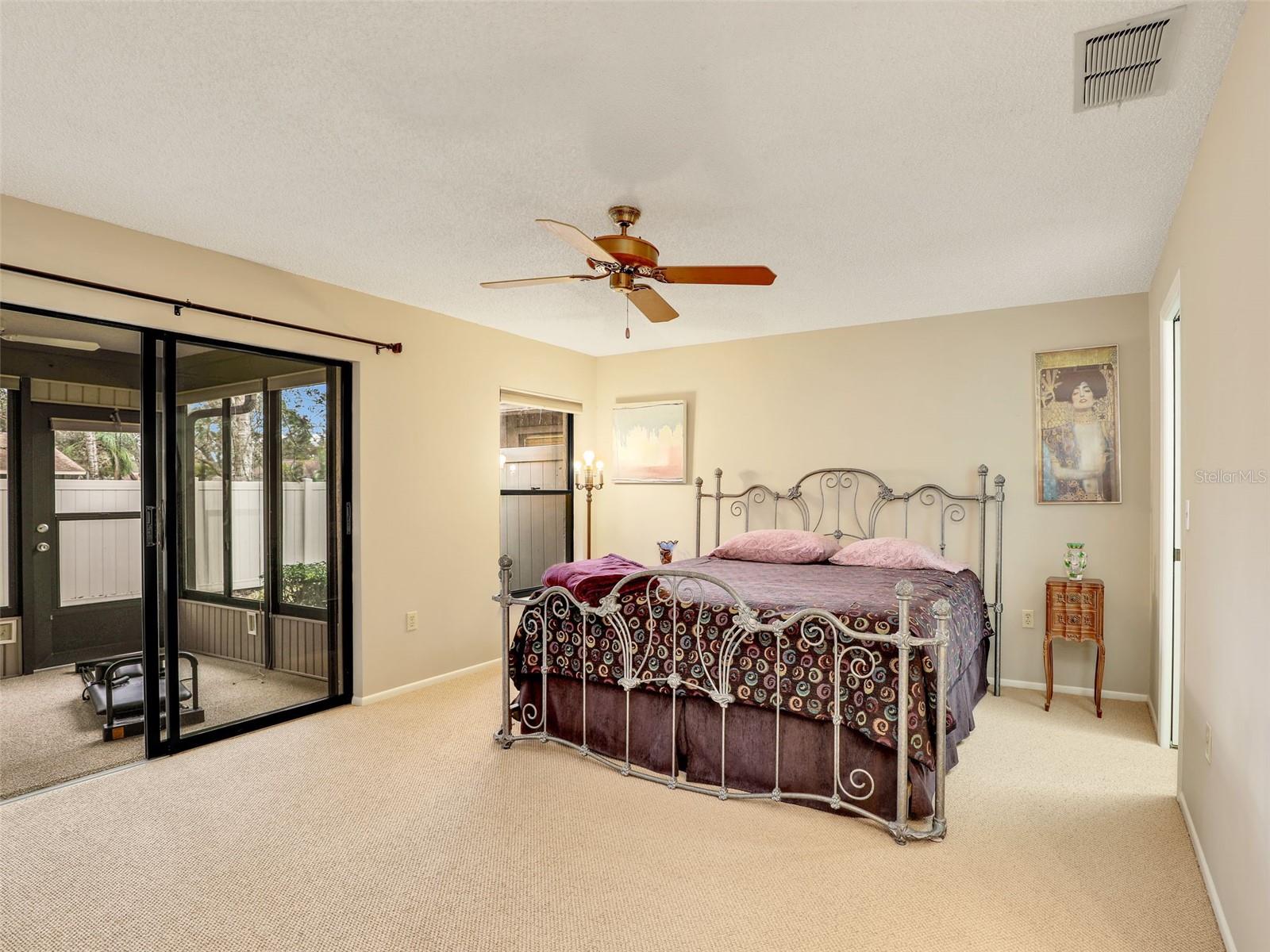 VILLAGE OAKS SEC D - Residential