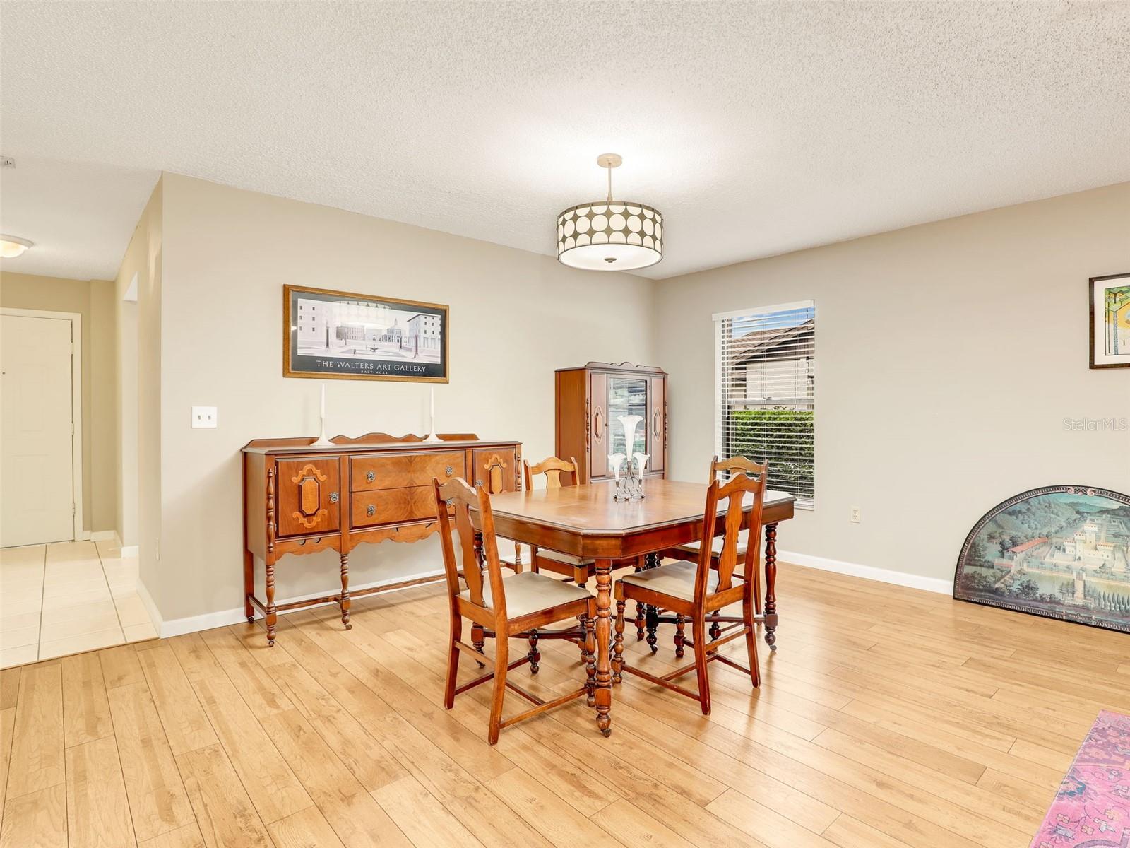 VILLAGE OAKS SEC D - Residential