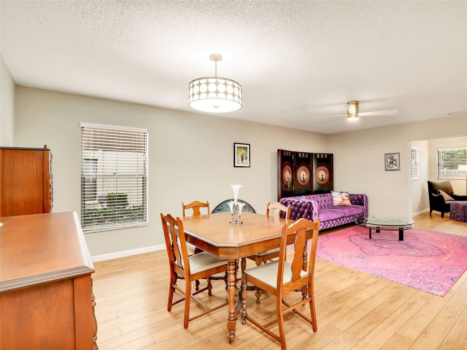 VILLAGE OAKS SEC D - Residential