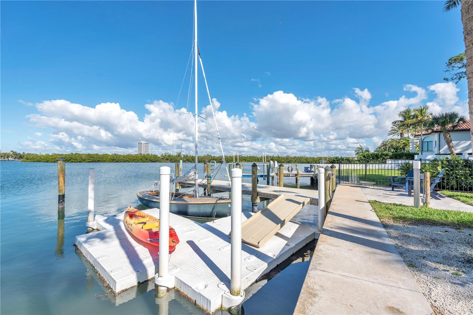 LIDO BEACH DIV B - Residential