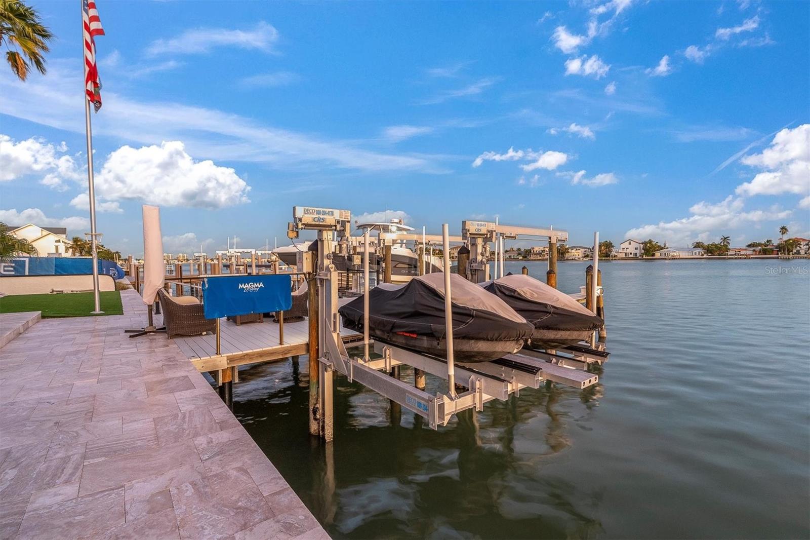 BAHIA SHORES 4TH ADD - Residential