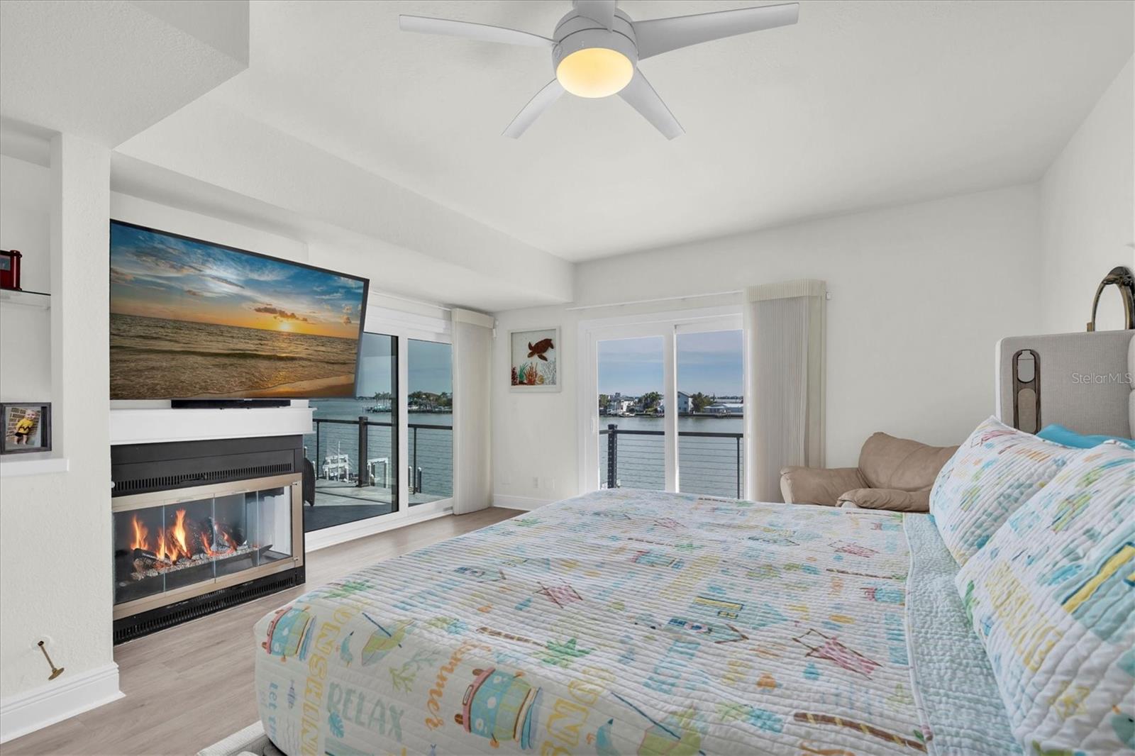 BAHIA SHORES 4TH ADD - Residential