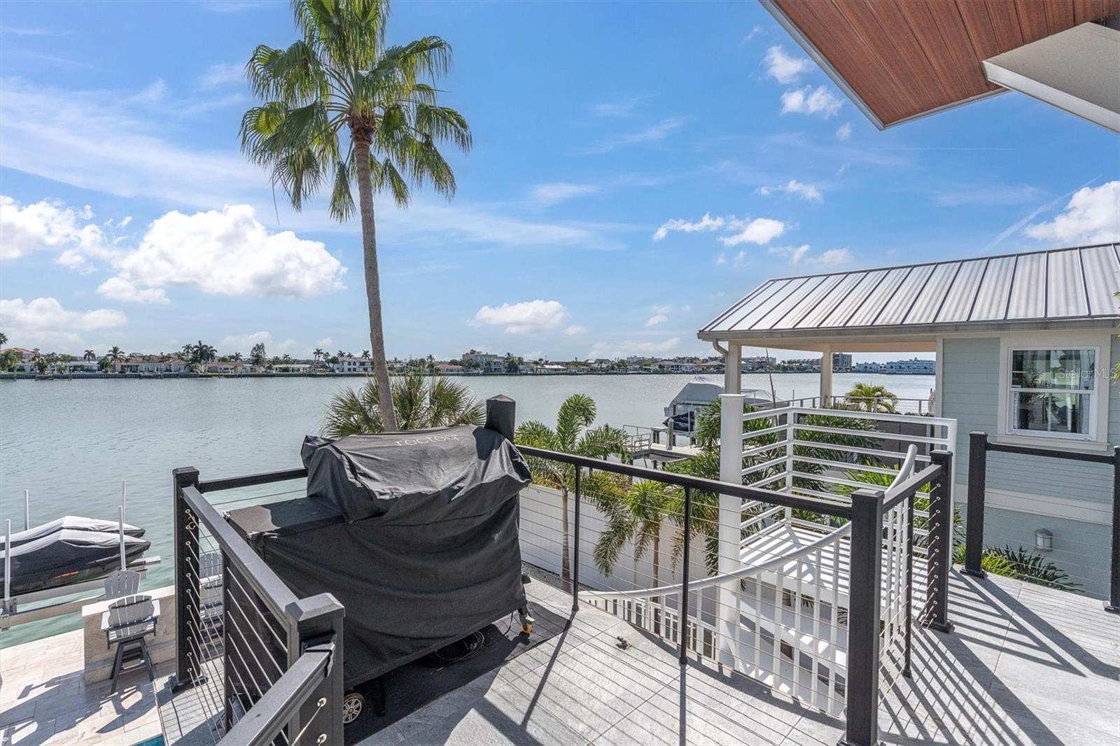 BAHIA SHORES 4TH ADD - Residential