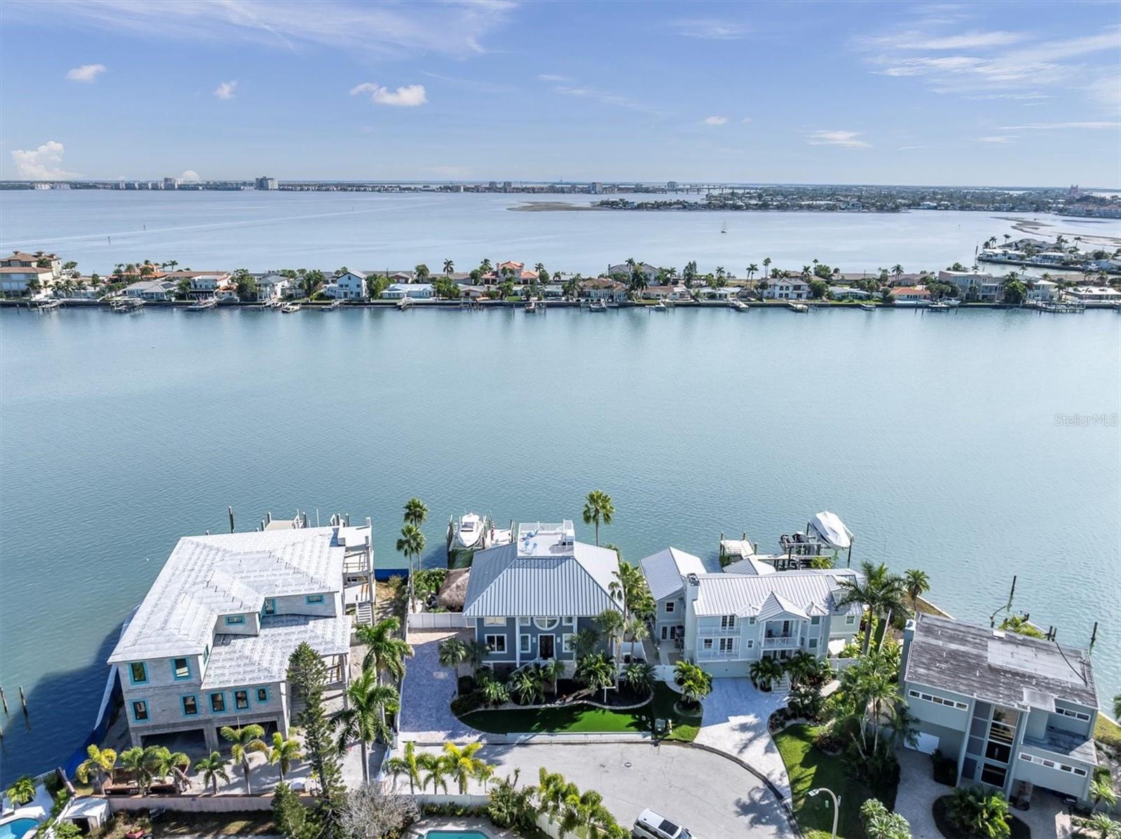 BAHIA SHORES 4TH ADD - Residential