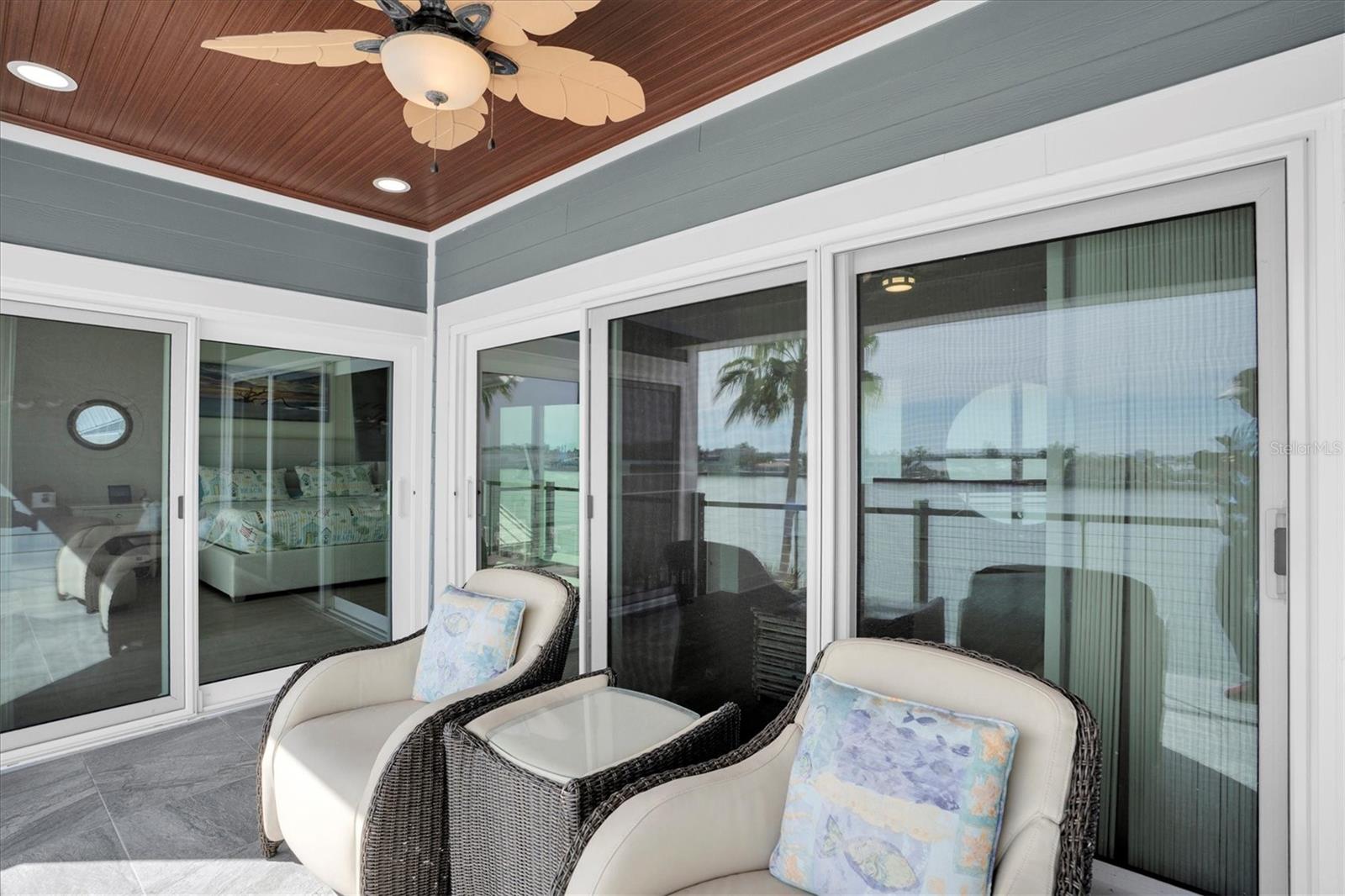 BAHIA SHORES 4TH ADD - Residential