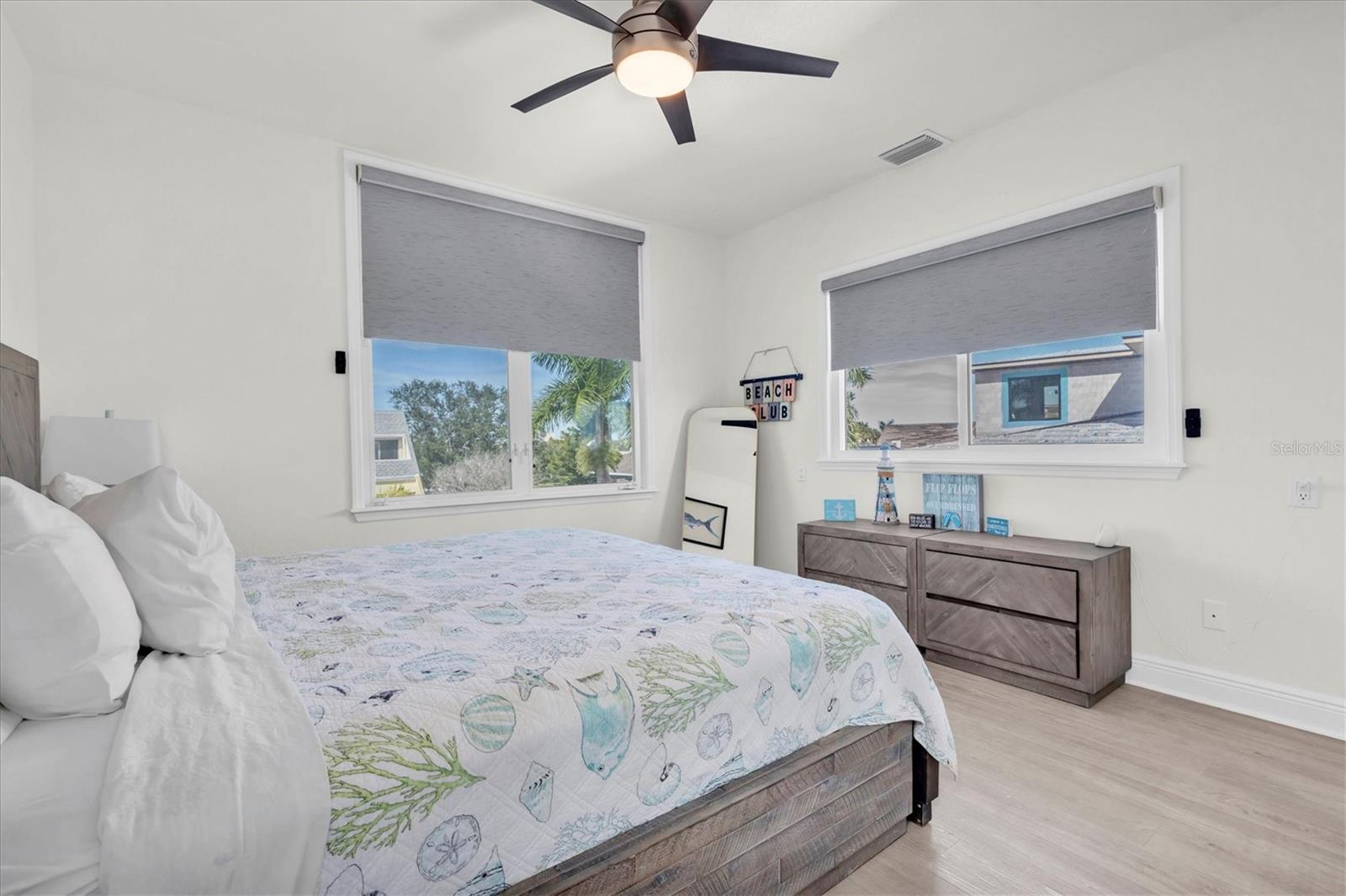 BAHIA SHORES 4TH ADD - Residential