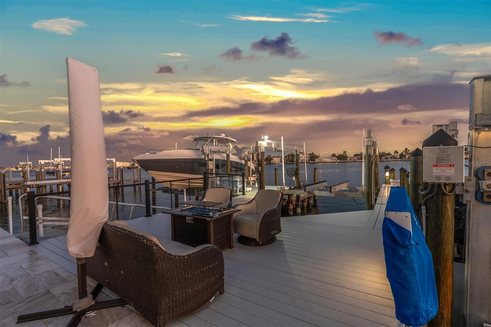 BAHIA SHORES 4TH ADD - Residential