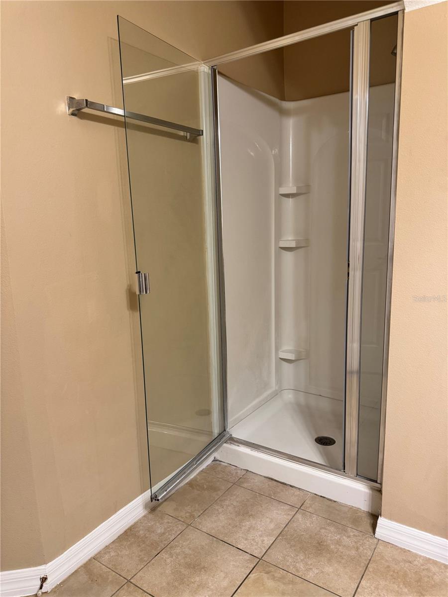 CRESTWYND BAY - Residential