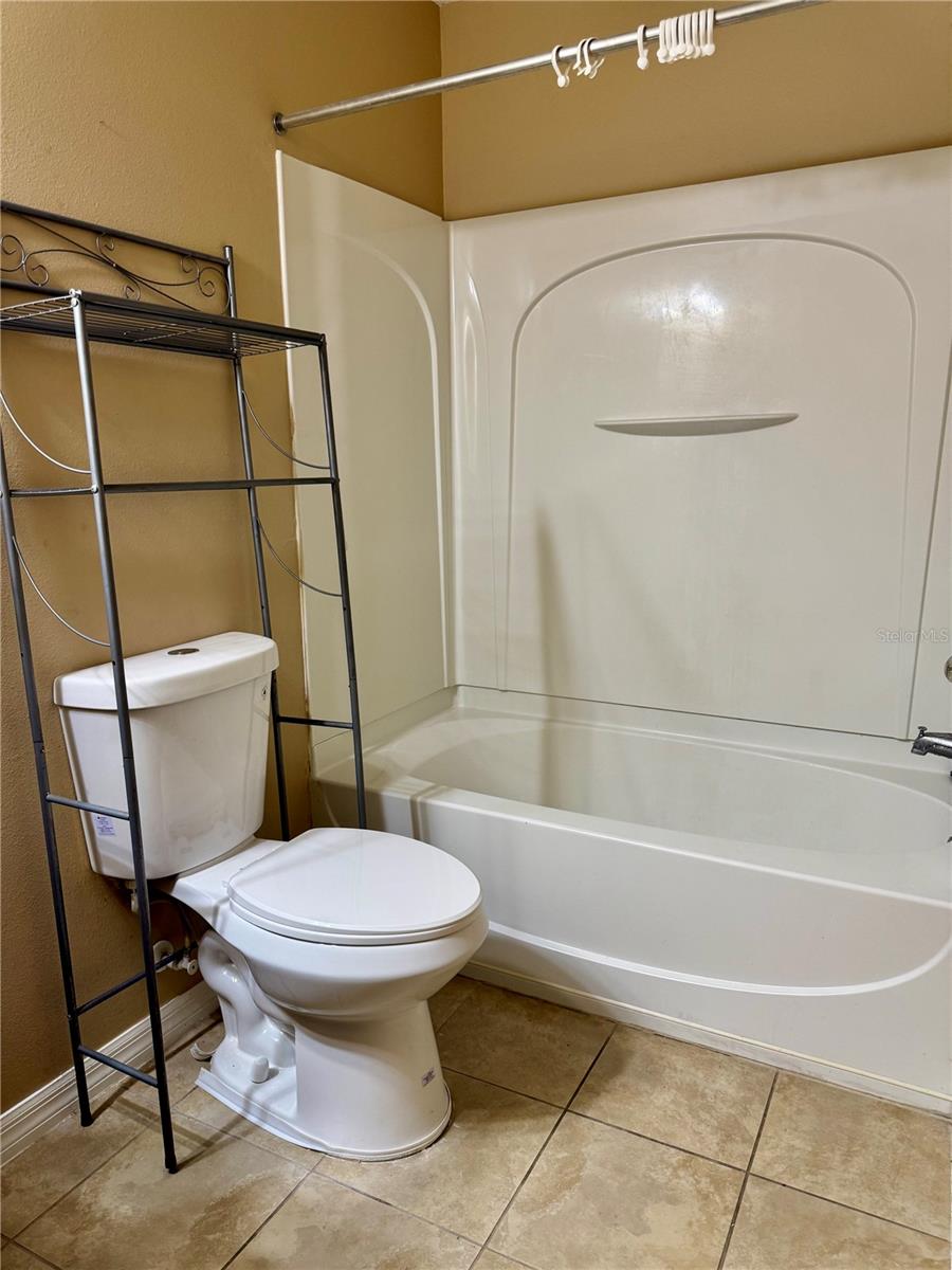 CRESTWYND BAY - Residential