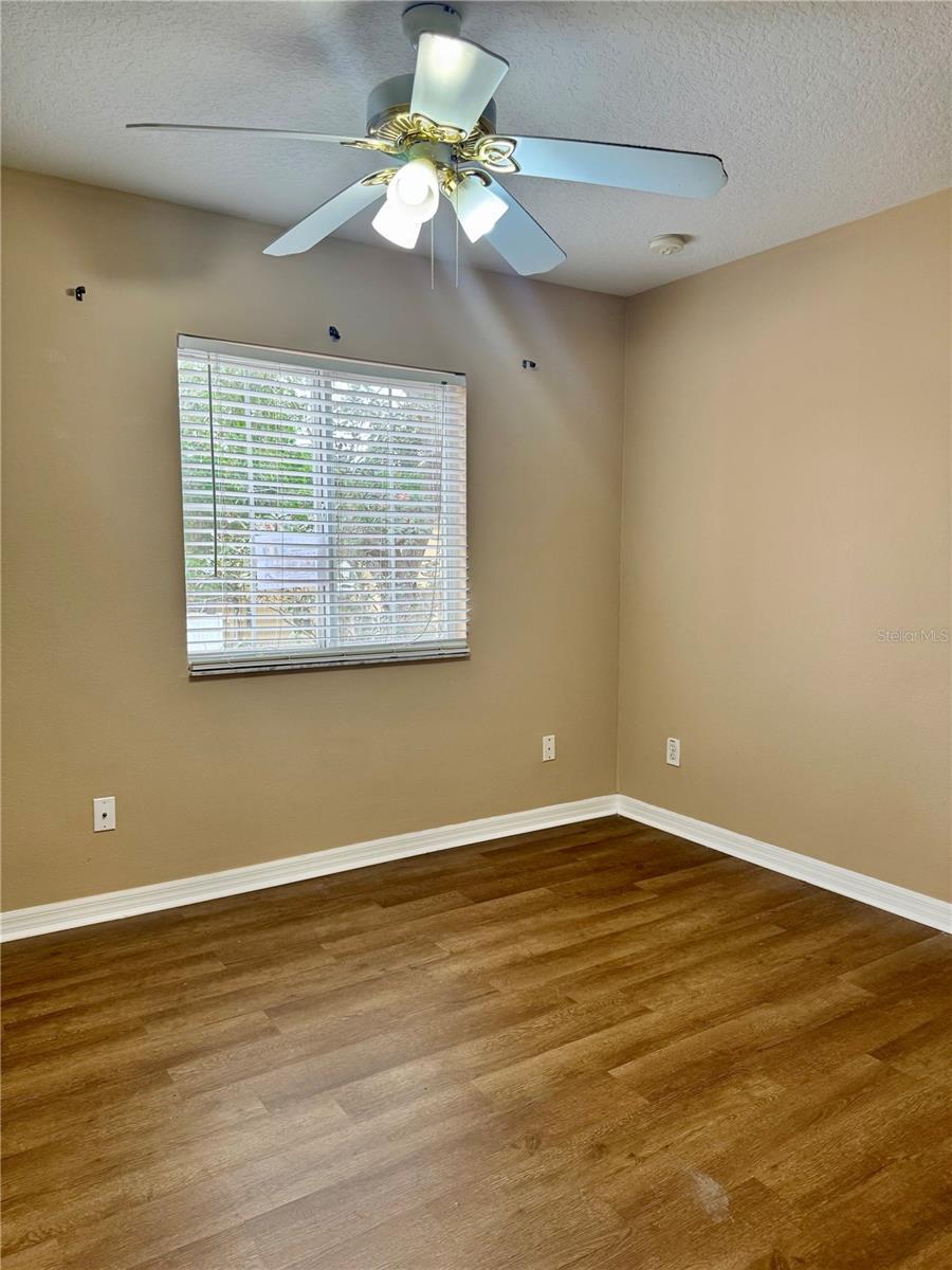 CRESTWYND BAY - Residential