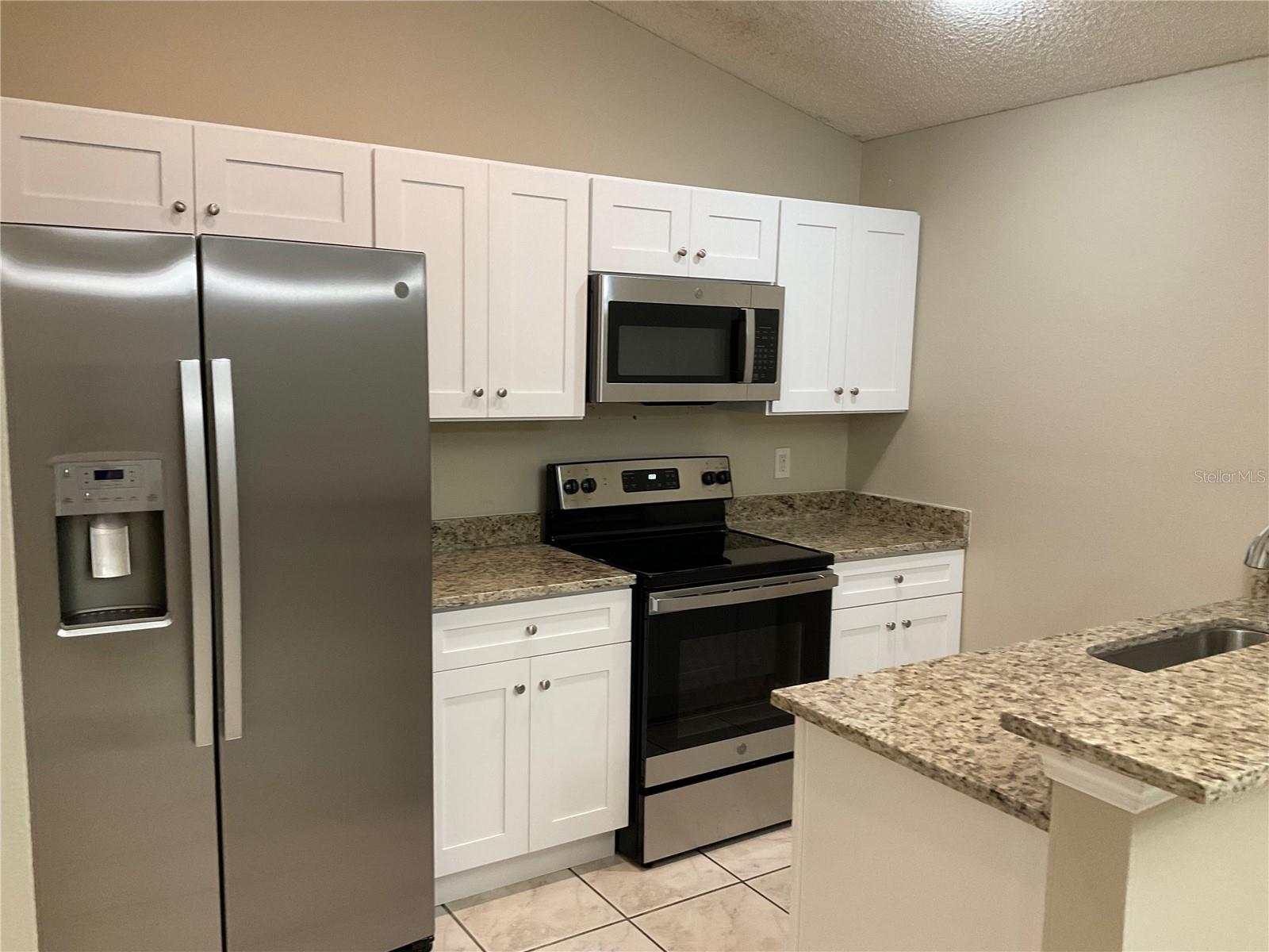 ROGERS-SCOTT SUB - Residential Lease