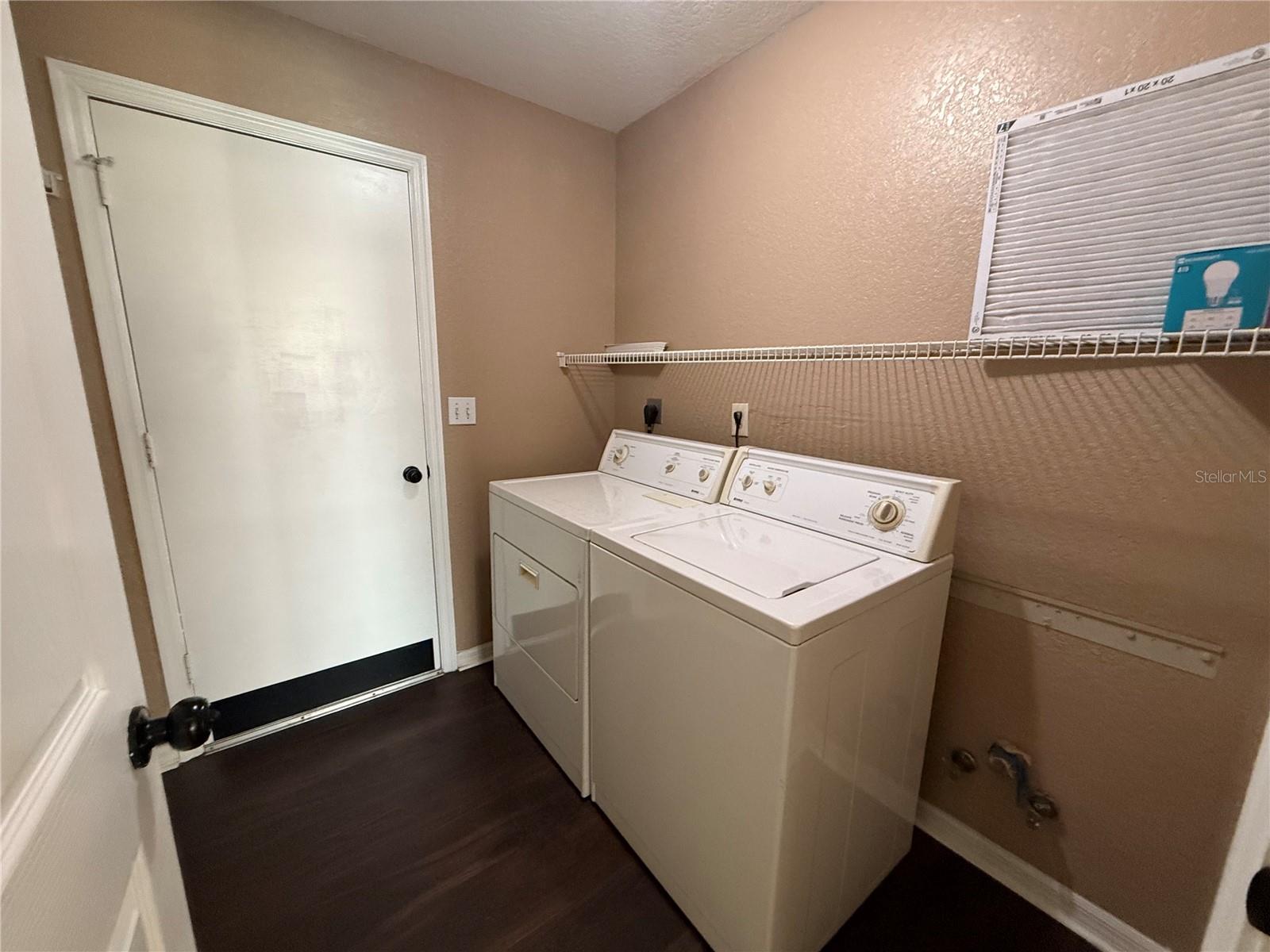 HAWKS POINT - Residential Lease