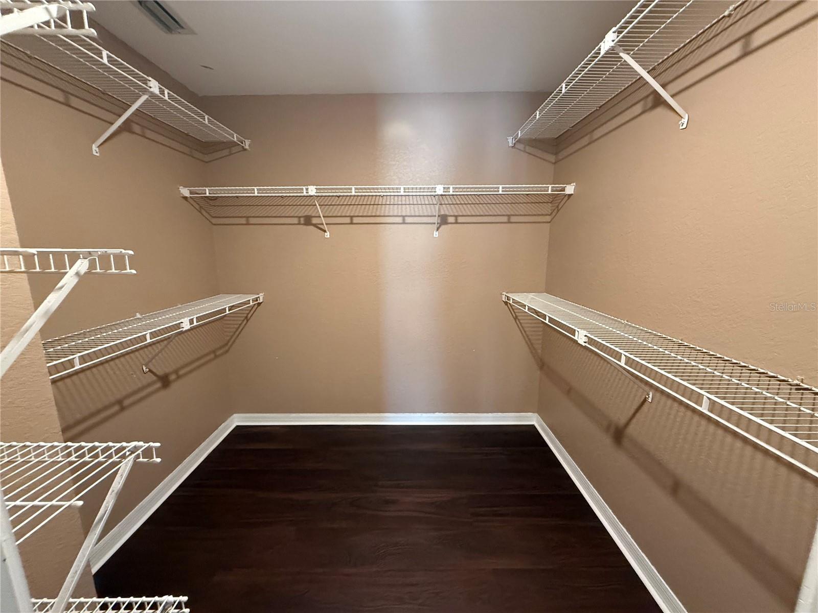 HAWKS POINT - Residential Lease