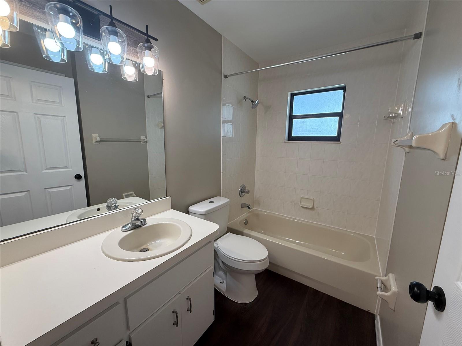 HAWKS POINT - Residential Lease