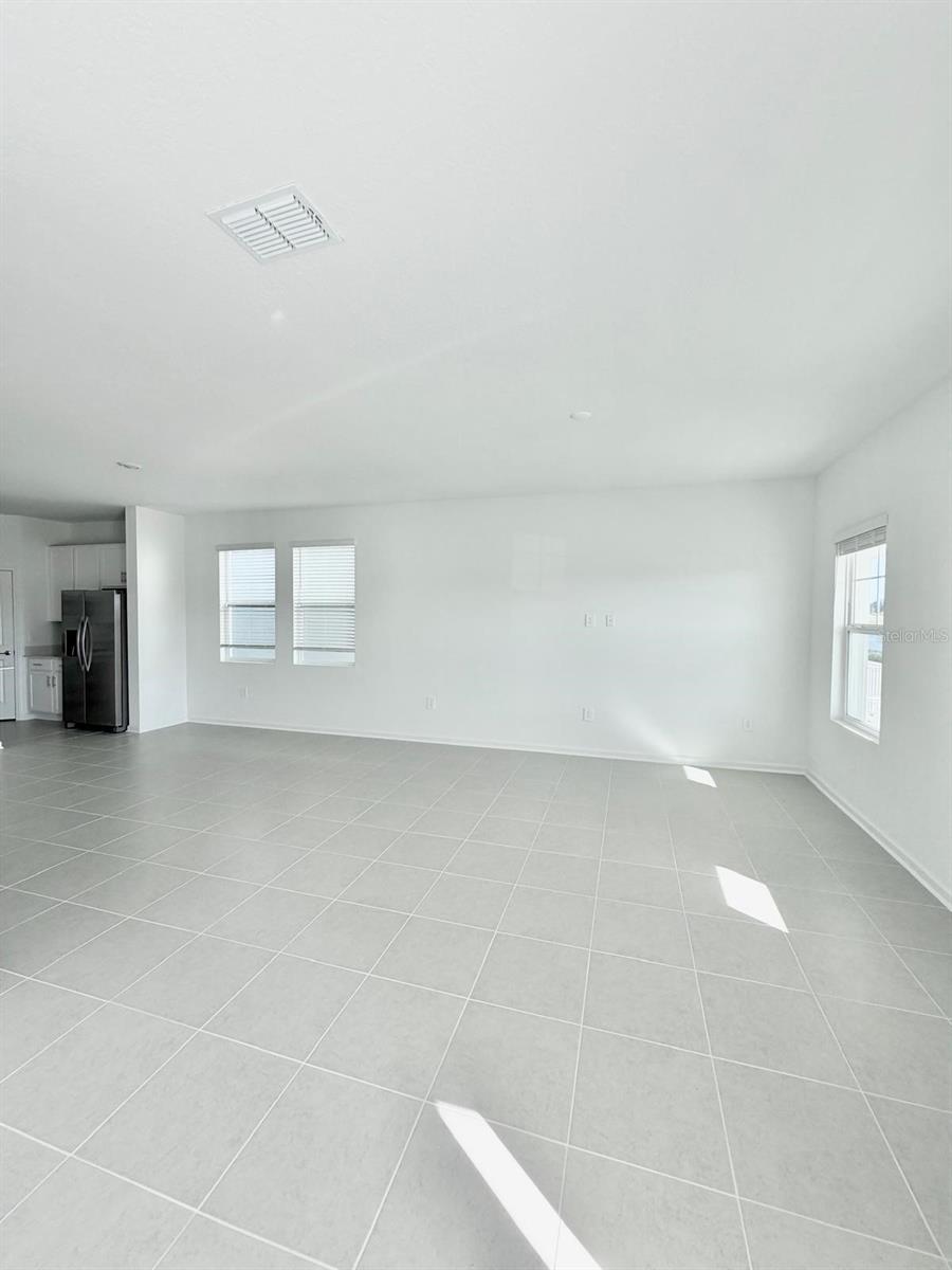 BRONSONS RIDGE 32S - Residential Lease