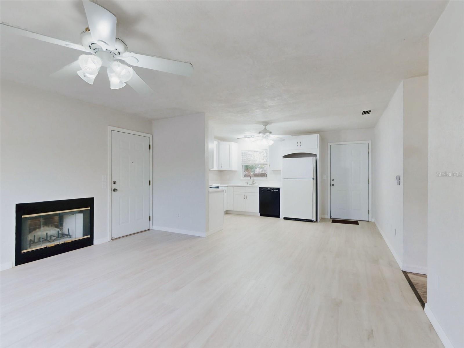 HIGHLAND SHORES SEC 02 - Residential
