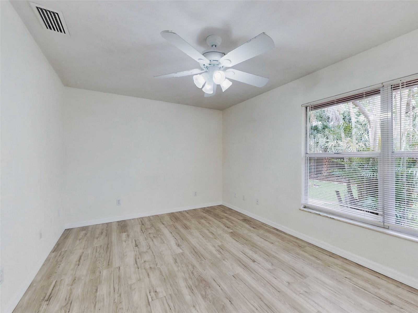 HIGHLAND SHORES SEC 02 - Residential