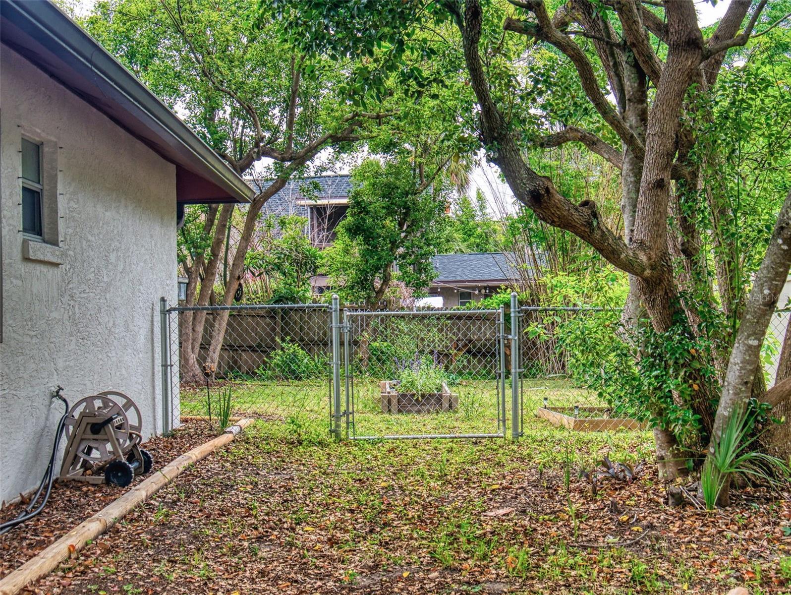 HIGHLAND SHORES SEC 02 - Residential