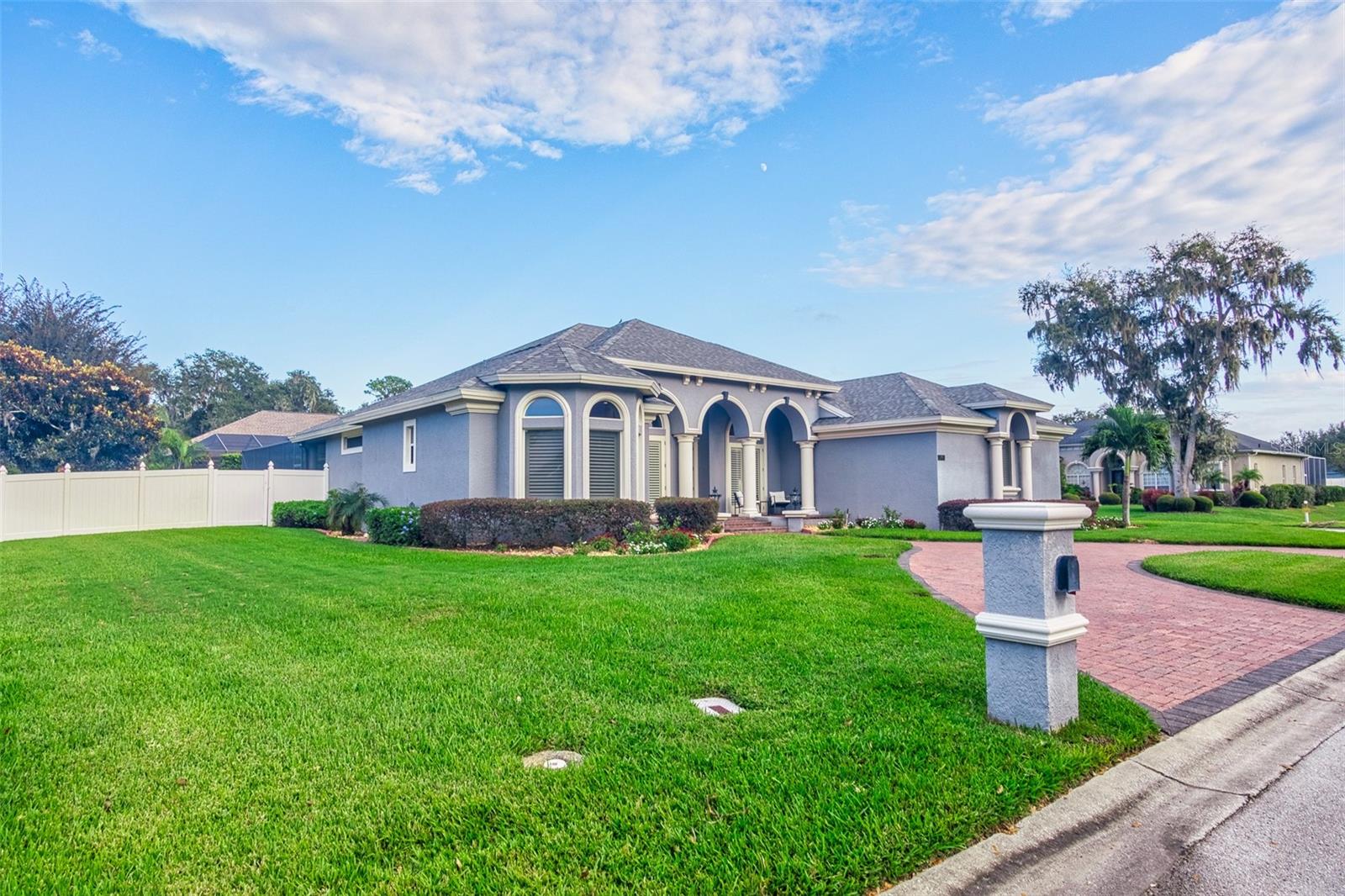 ASHTON OAKS - Residential
