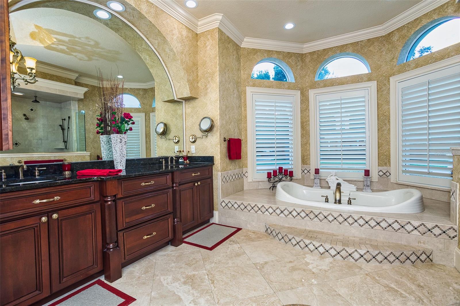 ASHTON OAKS - Residential