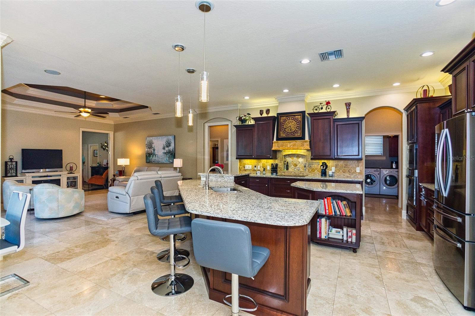 ASHTON OAKS - Residential
