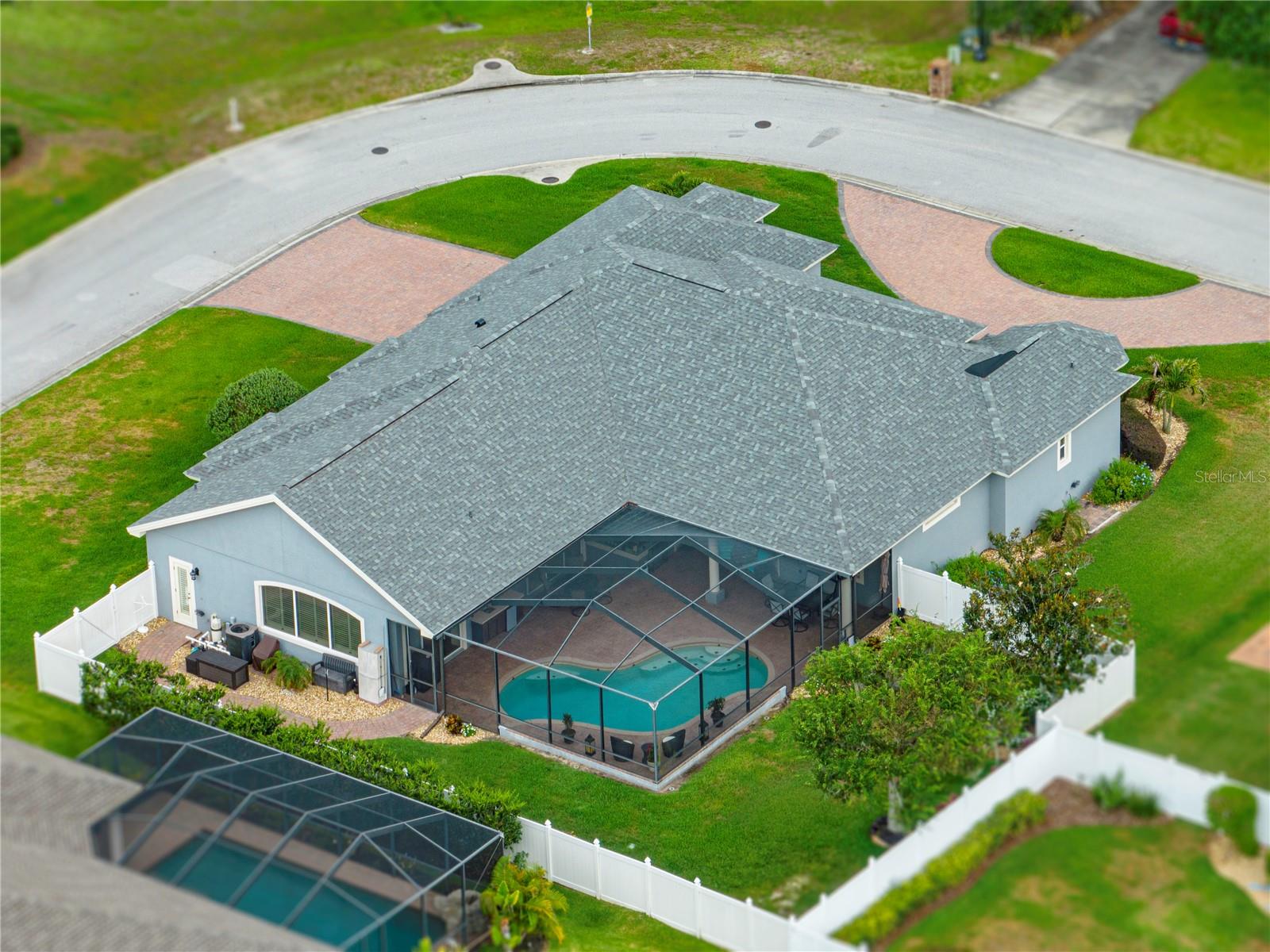 ASHTON OAKS - Residential