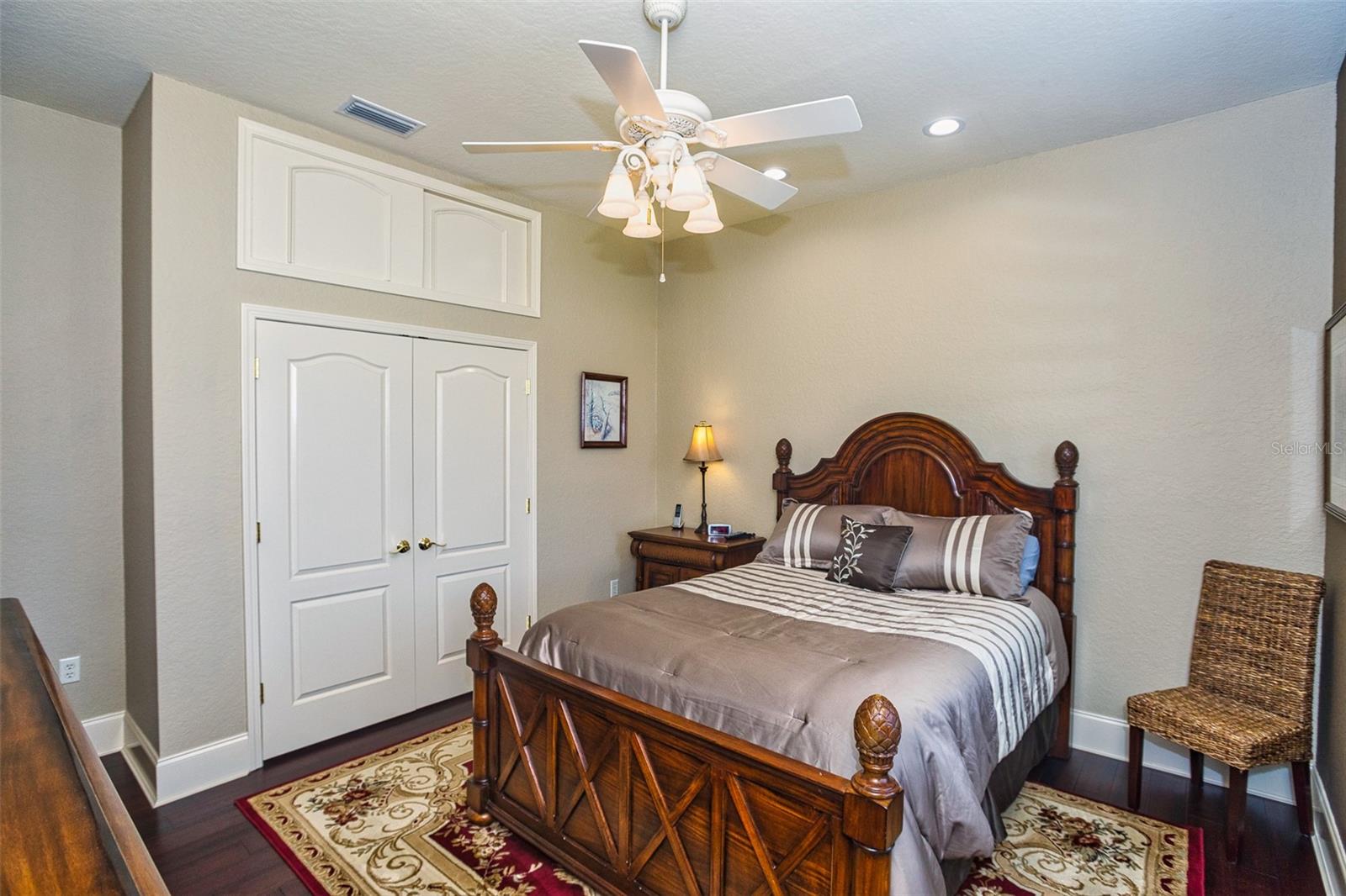 ASHTON OAKS - Residential