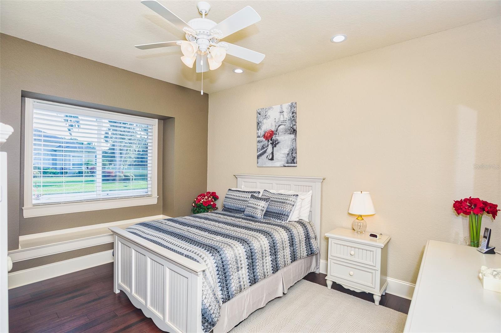 ASHTON OAKS - Residential