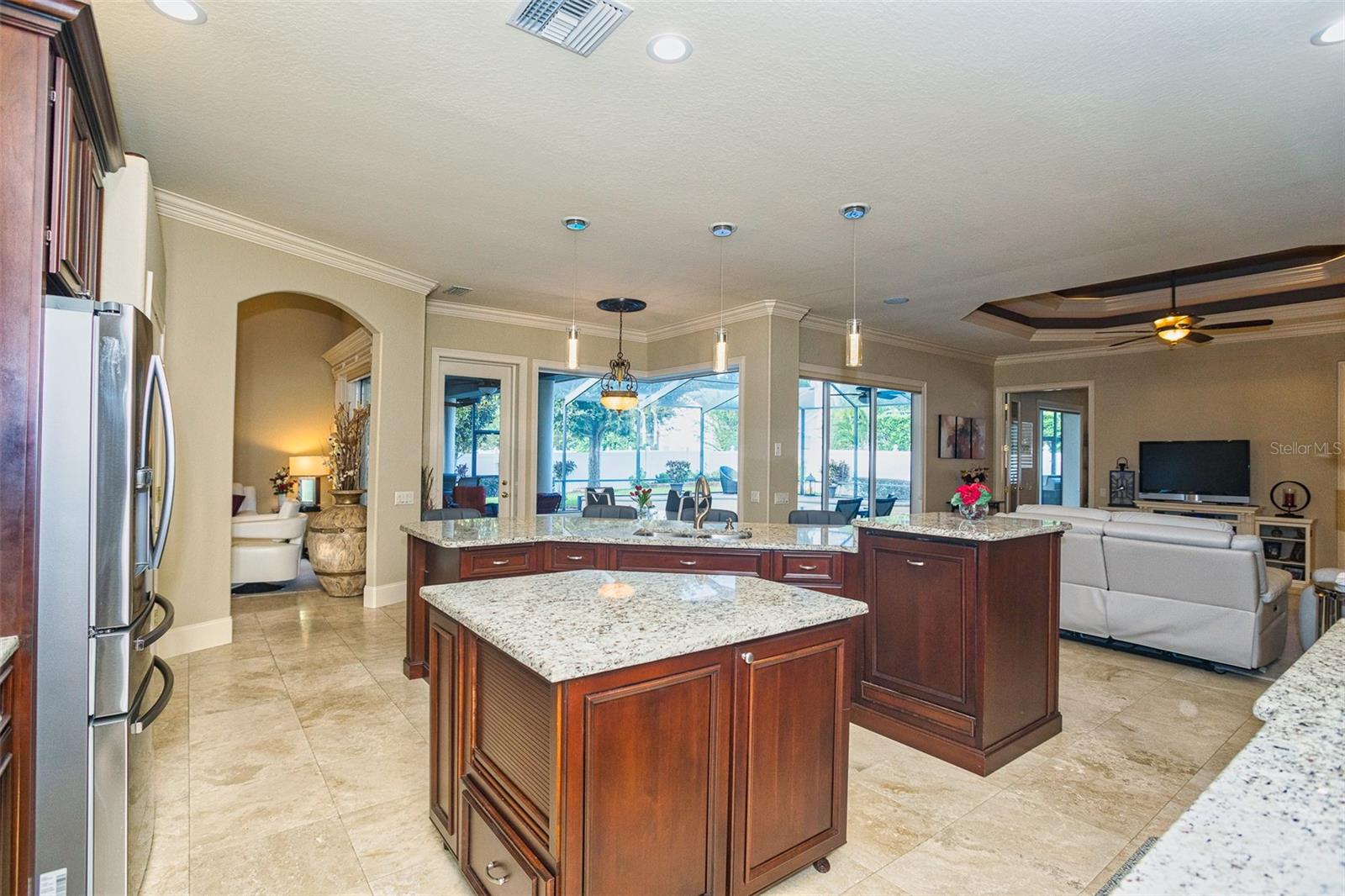 ASHTON OAKS - Residential