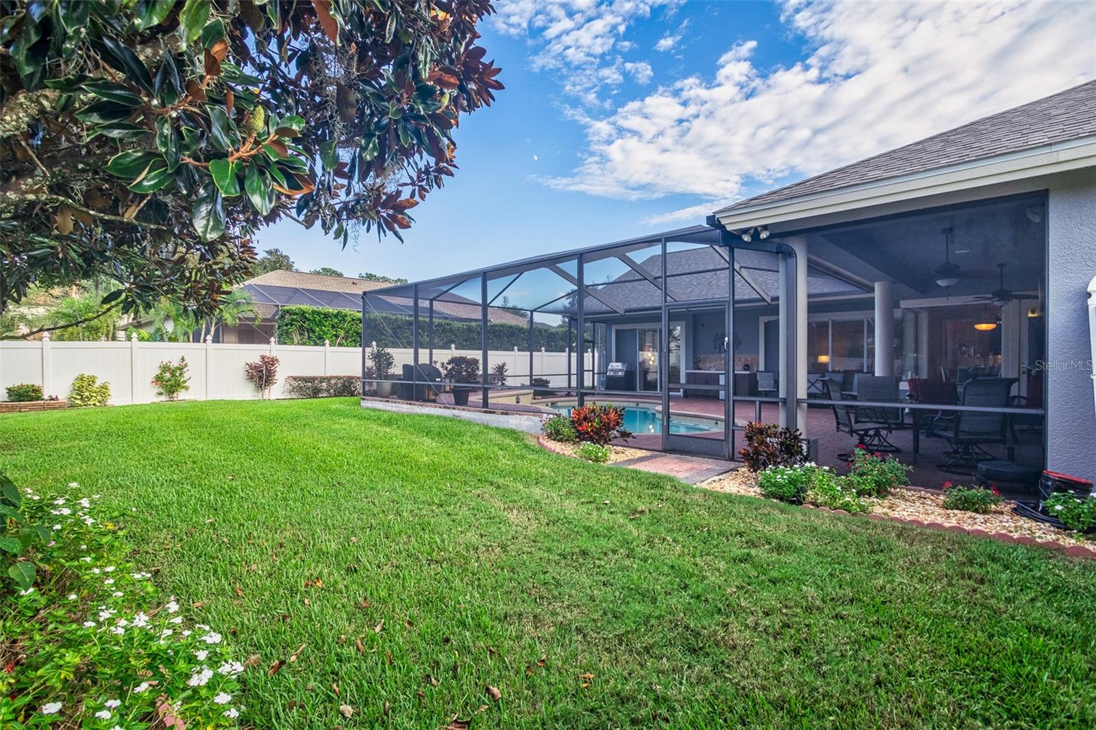 ASHTON OAKS - Residential