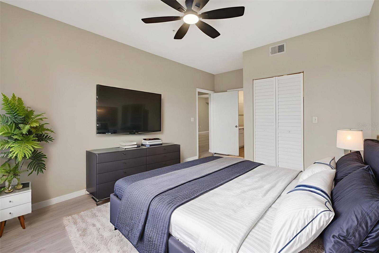 PALMS CLUB CONDO - Residential