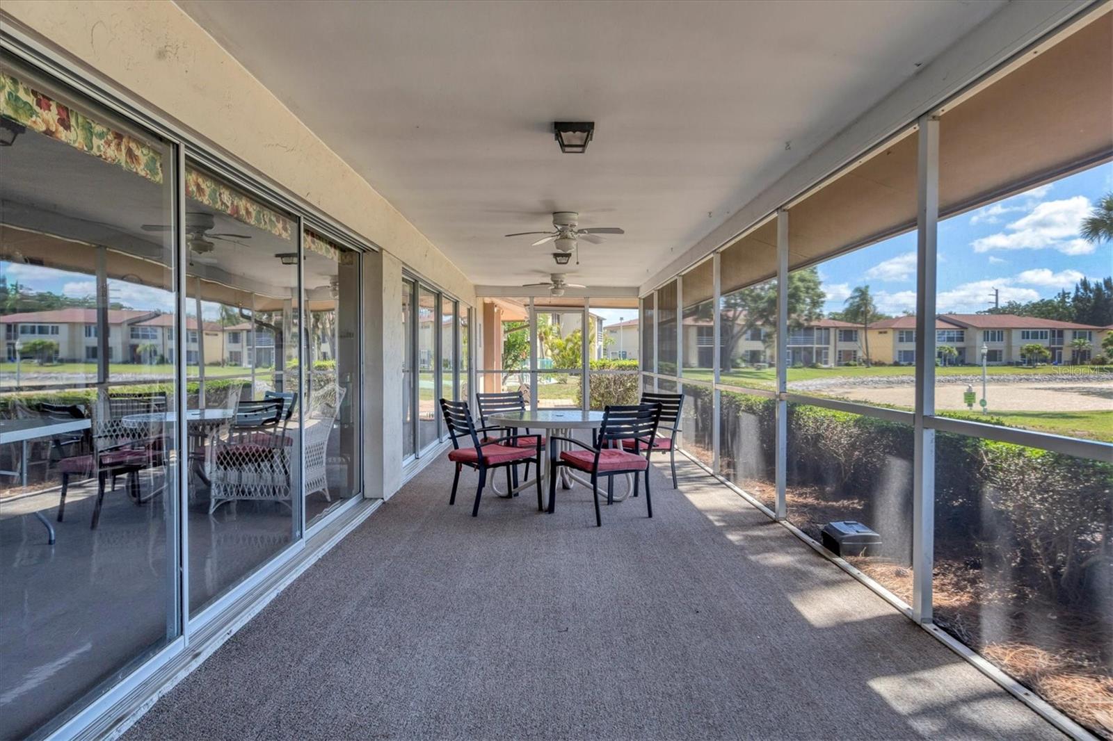 LAKE TIPPECANOE - Residential