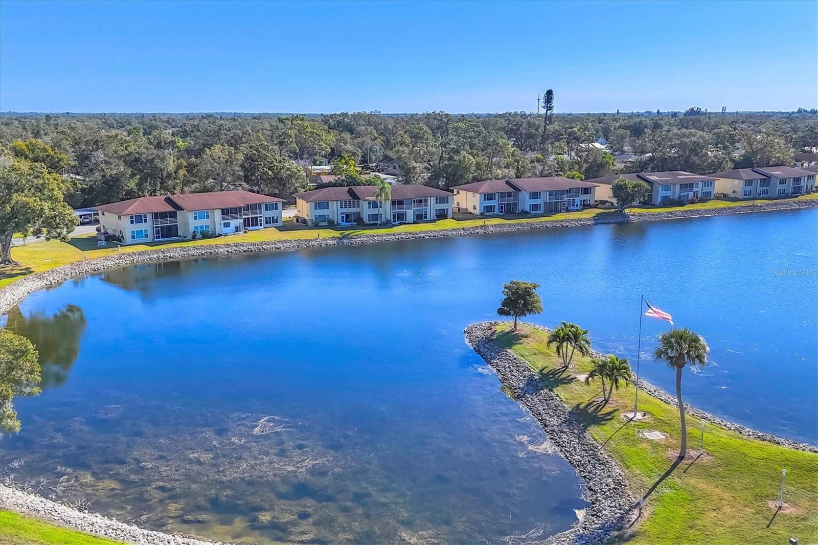 LAKE TIPPECANOE - Residential