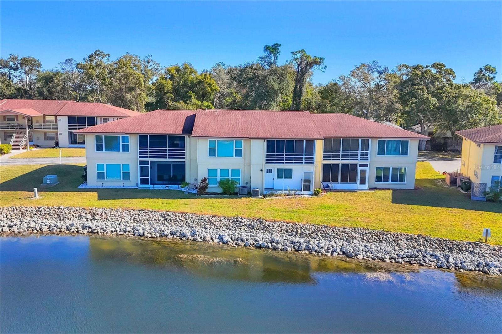 LAKE TIPPECANOE - Residential