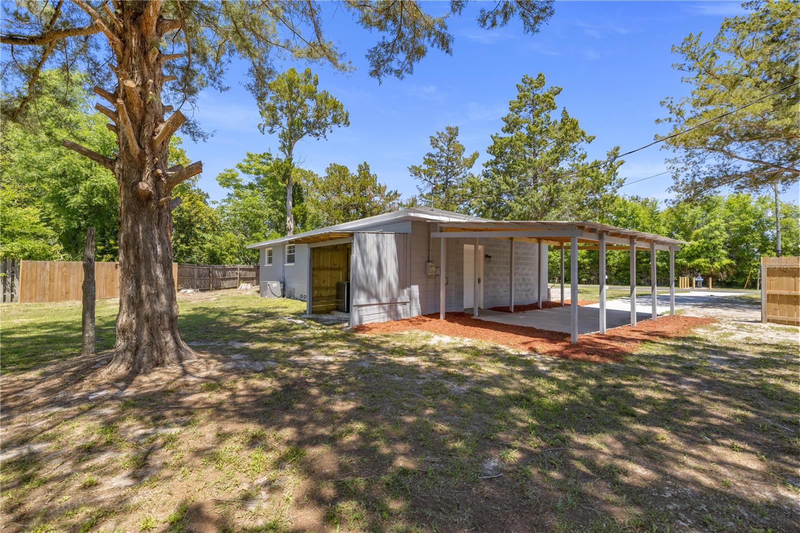 FRUITLAND HEIGHTS - Residential