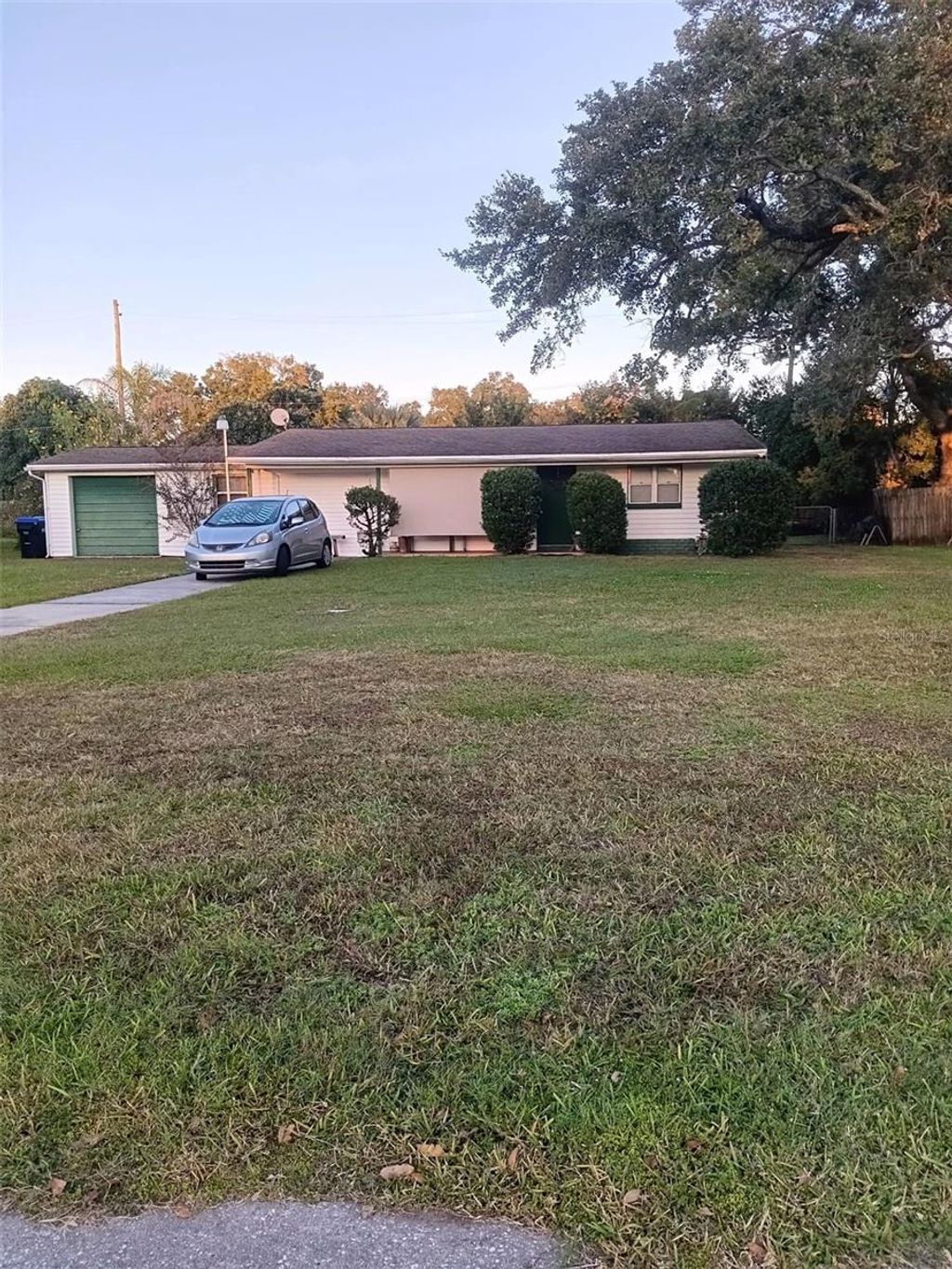 Photo of 4245 Edgewater Drive, Orlando, FL 32804 (MLS # O6363239)