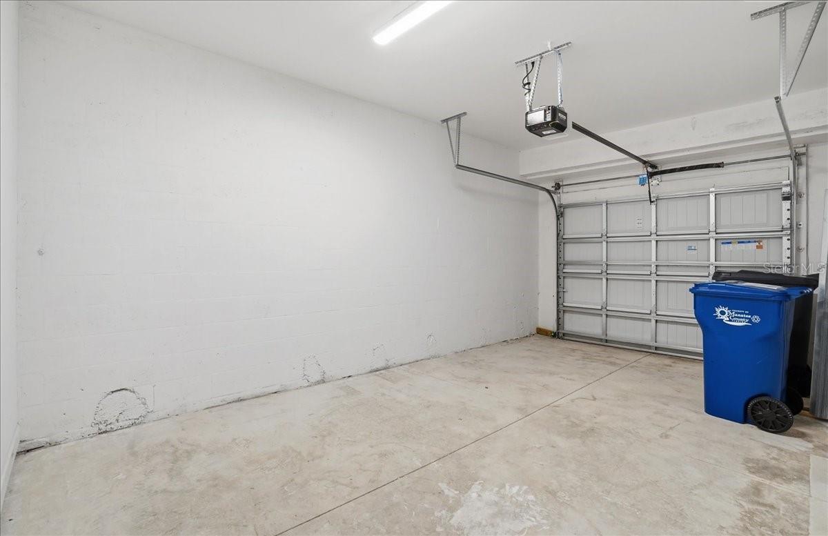 LORRAINE LAKES PH IIA - Residential Lease