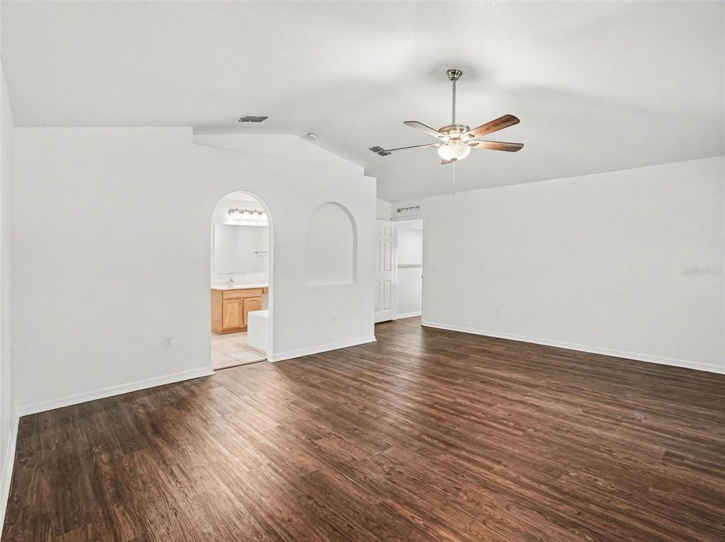 Photo of 1736 Dunn Cove Drive, Apopka, FL 32703 (MLS # O6396058)