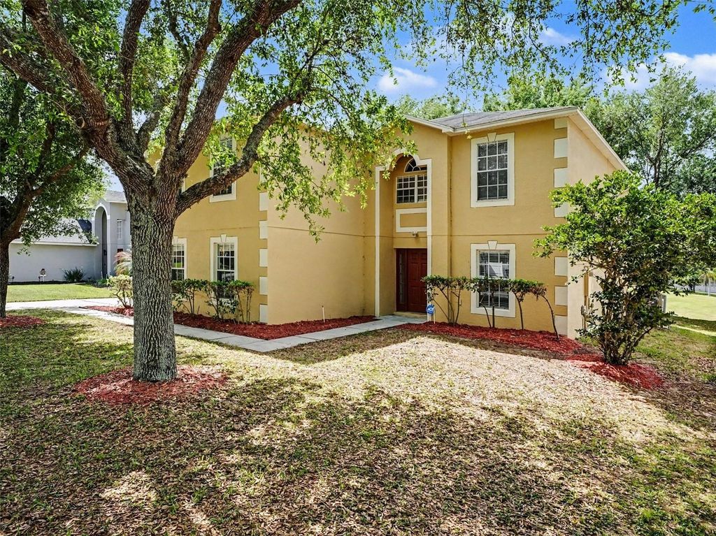 Photo of 1736 Dunn Cove Drive, Apopka, FL 32703 (MLS # O6396058)