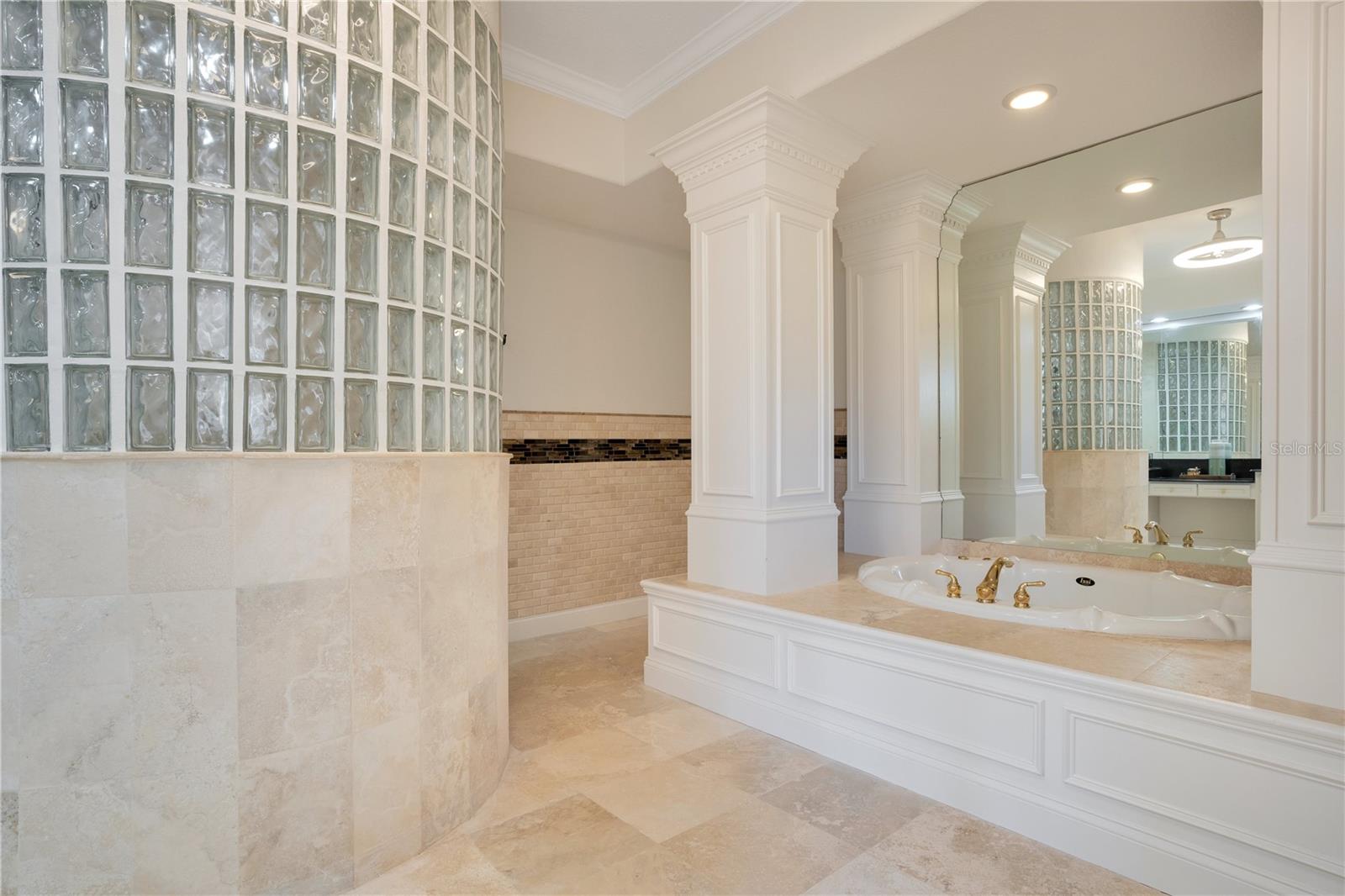 WATERS EDGE BOCA POINTE AT TURTLE CREEK - Residential