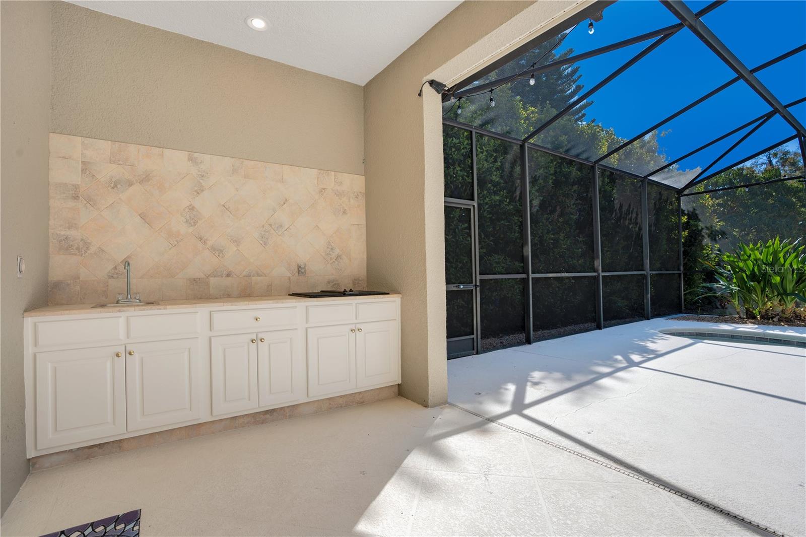 WATERS EDGE BOCA POINTE AT TURTLE CREEK - Residential