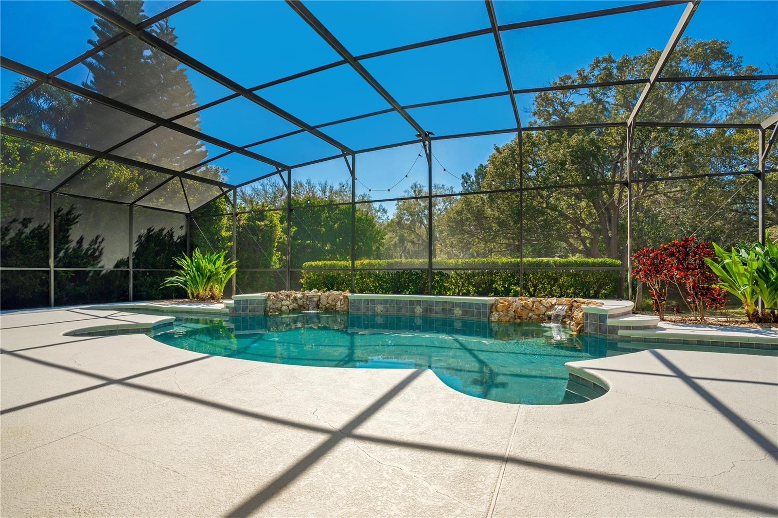 WATERS EDGE BOCA POINTE AT TURTLE CREEK - Residential