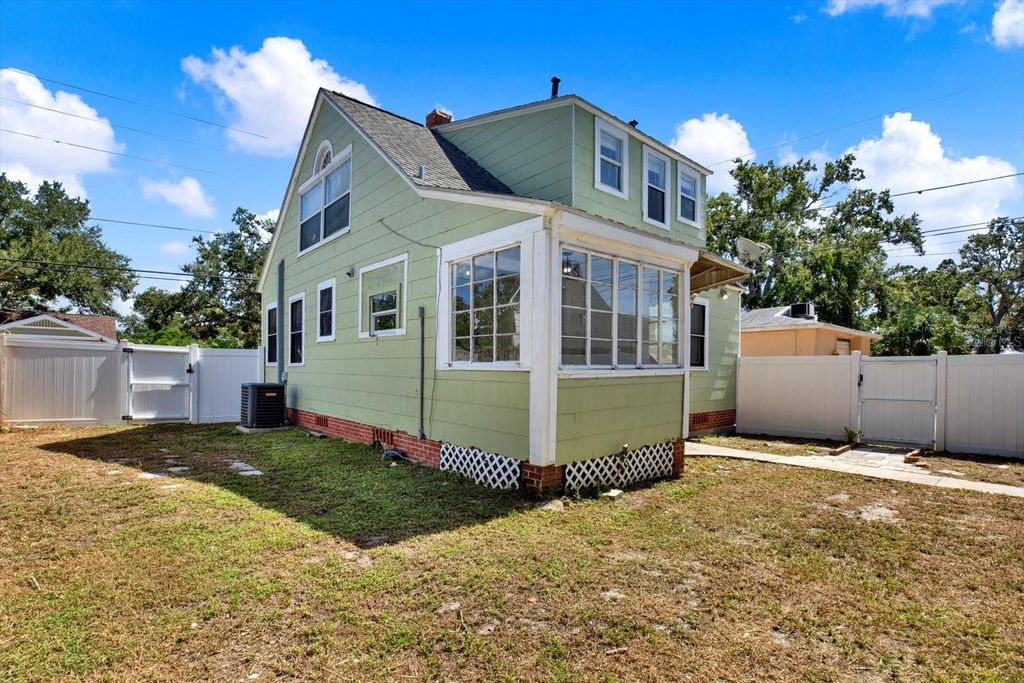 Photo of 305 28th Street S, St Petersburg, FL 33712 (MLS # TB8434624)